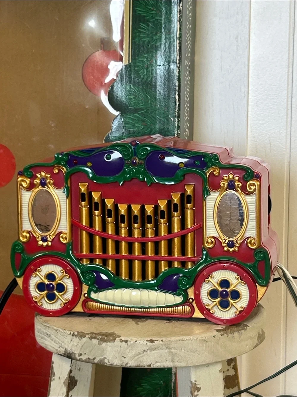 Mr Christmas 1992 Holiday Carousel Musical Lighted 6 Horses